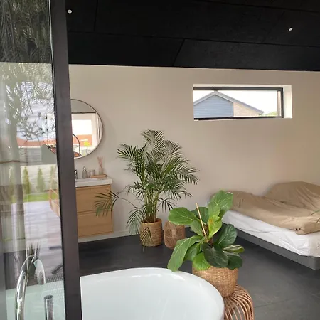 Nyaraló Med Jacuzzi