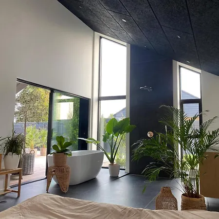 Med Jacuzzi Dom wakacyjny