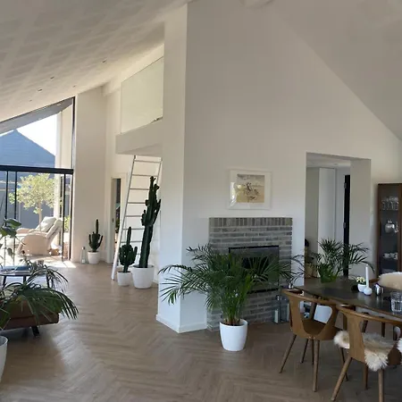 Nyaraló Med Jacuzzi